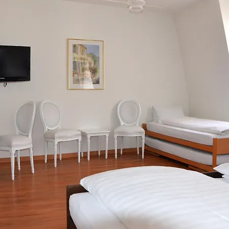 Weisses Kreuz 3* Інтерлакен