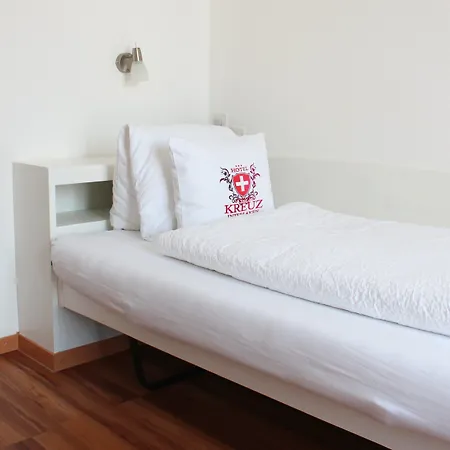 Weisses Kreuz Hotel Entrelagos