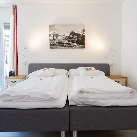 Weisses Kreuz 3* Entrelagos