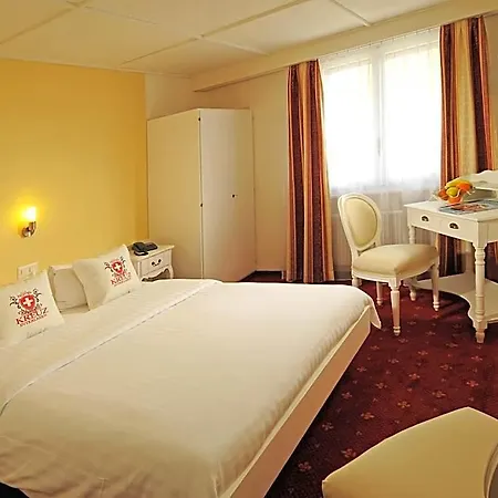 Weisses Kreuz Otel