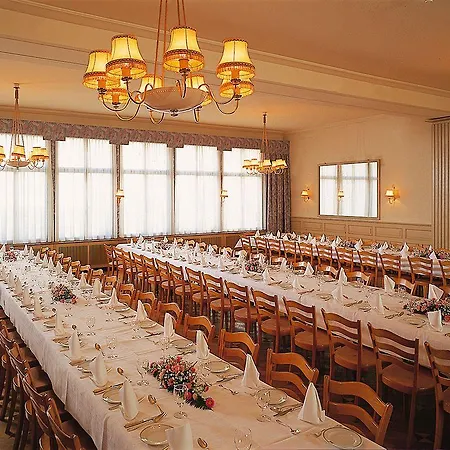 Weisses Kreuz Hotel 3*