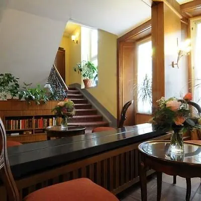 Weisses Kreuz Hotel 3*