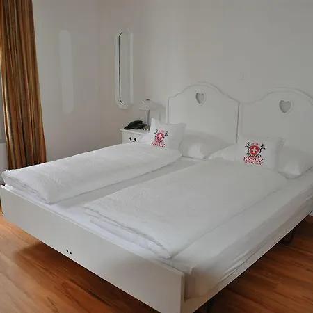 Weisses Kreuz Hotel 3*