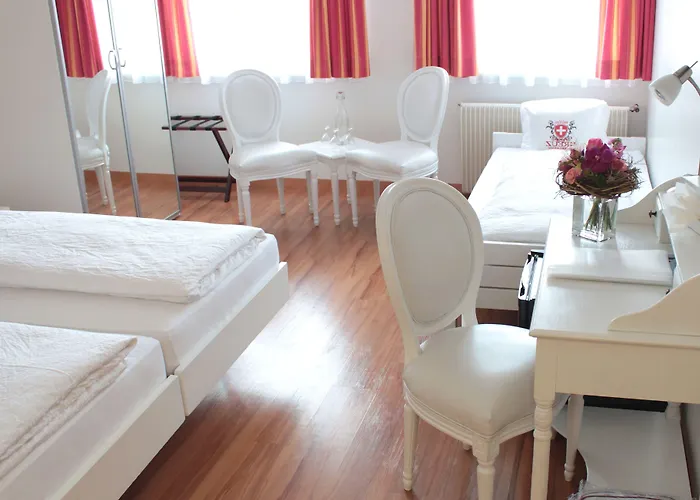 Hotel Weisses Kreuz 3*