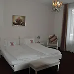 Weisses Kreuz Hotel