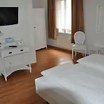 Hotel Weisses Kreuz 3*