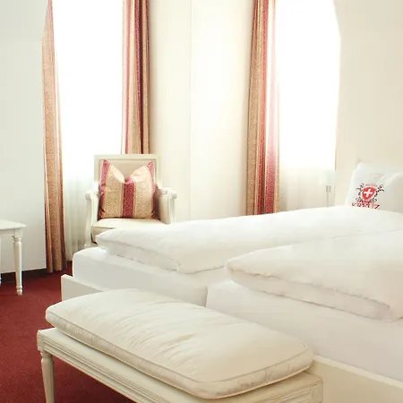 Weisses Kreuz Hotel