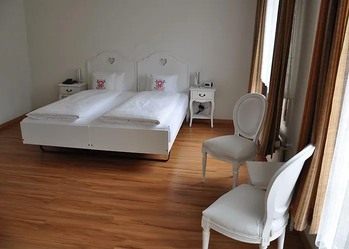 Hotel Weisses Kreuz 3*