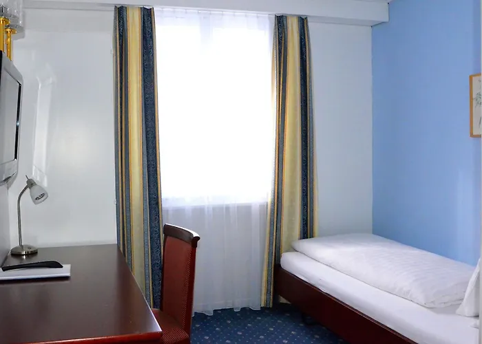 Weisses Kreuz Hotel Entrelagos