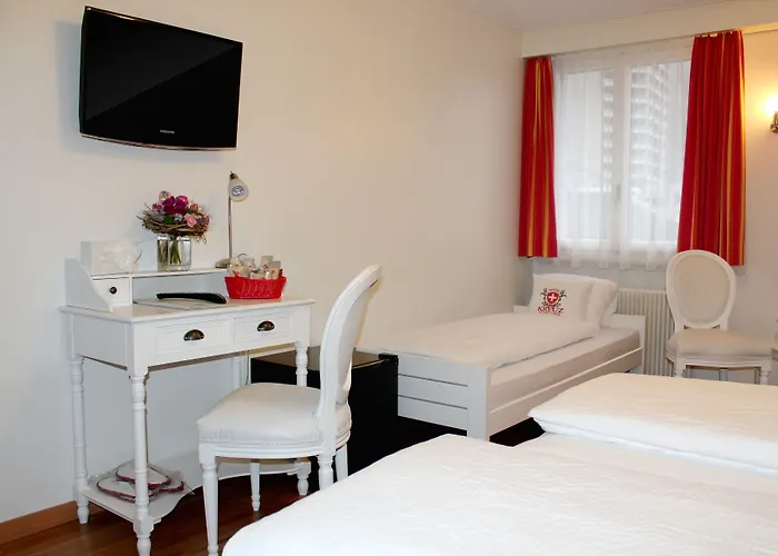 Hotel Weisses Kreuz Entrelagos