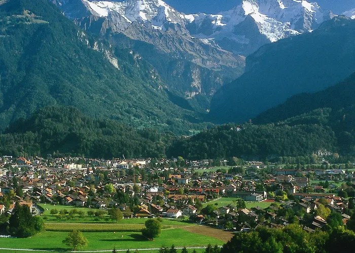 Weisses Kreuz 3* Entrelagos